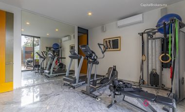 Espectacular Casa de Lujo con Alberca en Bugambilias en Venta