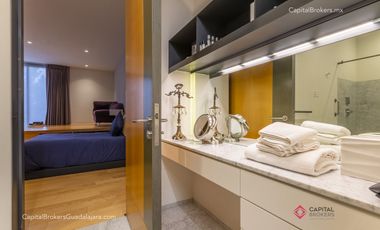Espectacular Casa de Lujo con Alberca en Bugambilias en Venta