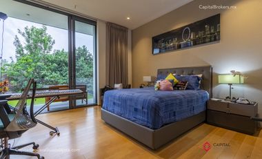 Espectacular Casa de Lujo con Alberca en Bugambilias en Venta