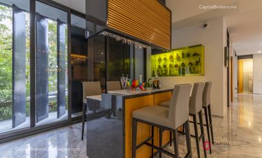 Espectacular Casa de Lujo con Alberca en Bugambilias en Venta