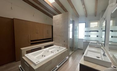 CASA en VENTA, CLUB DE GOLF LOS ENCINOS, LERMA, ESTADO DE MÉXICO