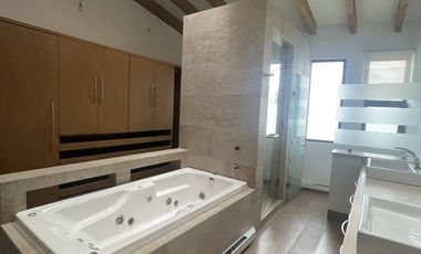 CASA en VENTA, CLUB DE GOLF LOS ENCINOS, LERMA, ESTADO DE MÉXICO
