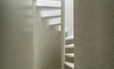 VENTA Hermosa casa diseño Legorreta, Club de Golf Los Encinos, Lerma Edo de Mex