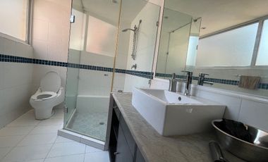 Venta Casa en Tecamachalco con amplios espacios y muy iluminada
