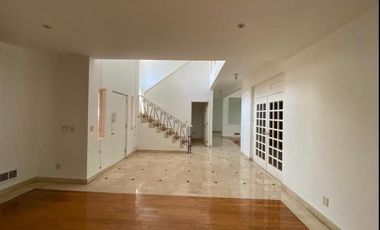 En Venta o Renta casa en Los Robles, Lerma, Estado de México