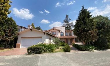 En Venta o Renta casa en Los Robles, Lerma, Estado de México