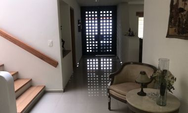 CASA  ESTILO MEDITERRANEO A 20 MIN DE SANTA FE