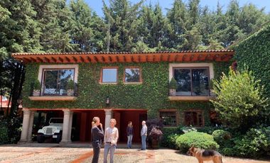 ESPECTACULAR  RESIDENCIA EN EXCLUSIVO FRACCIONAMIENTO