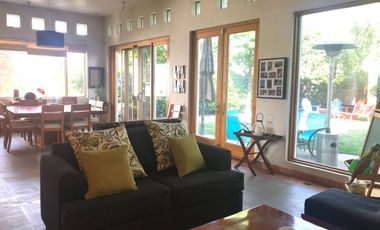 Preciosa casa en Puerta del Carmen, muy iluminada y con amplios espacios