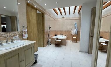 En VENTA, preciosa casa, Club de Golf Los Encinos, Lerma, Edo de Mex