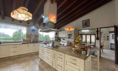 En VENTA, preciosa casa, Club de Golf Los Encinos, Lerma, Edo de Mex