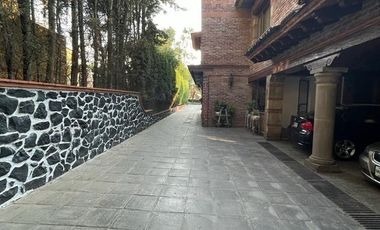 En Venta, preciosa casa en Club de Golf Los Encinos