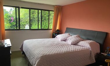 En venta hermosa casa en Calle cerrada en La Herradura