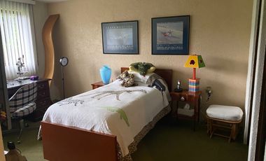 En venta hermosa casa en Calle cerrada en La Herradura