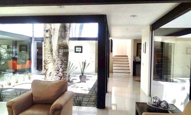 Club de Golf Los Encinos. Se vende preciosa casa muy iluminada