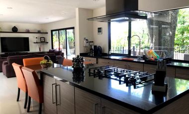 Club de Golf Los Encinos. Se vende preciosa casa muy iluminada