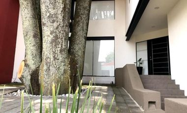 Club de Golf Los Encinos. Se vende preciosa casa muy iluminada
