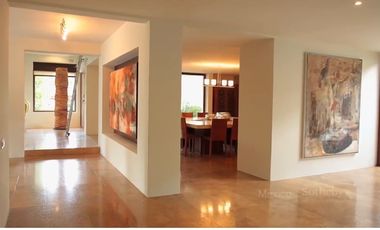 En venta Residencia en Club de Golf Los Encinos