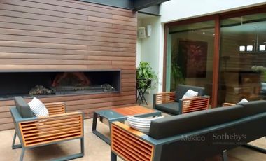 En venta Residencia en Club de Golf Los Encinos