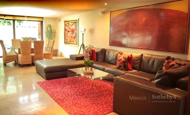 En venta Residencia en Club de Golf Los Encinos