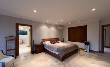 I3 CASA DE LUJO DE VENTA EN CUMBAYA