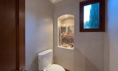 I3 CASA DE LUJO DE VENTA EN CUMBAYA