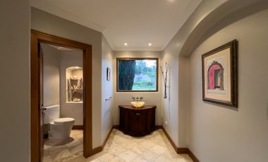 I3 CASA DE LUJO DE VENTA EN CUMBAYA