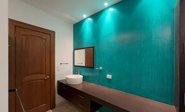 I3 CASA DE LUJO DE VENTA EN CUMBAYA