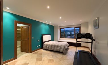 I3 CASA DE LUJO DE VENTA EN CUMBAYA