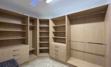 I3 CASA DE LUJO DE VENTA EN CUMBAYA