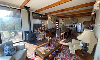 Santa Cruz,  Acogedora Casa con Vista en Tranquilo Sector