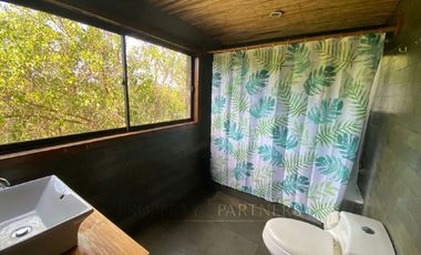 Pichilemu, Gran Casa en Punta de Lobos