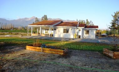 San Fernando, Casa en Tranquilo Entorno en Puente Negro