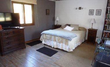 San Fernando, Casa en Tranquilo Entorno en Puente Negro