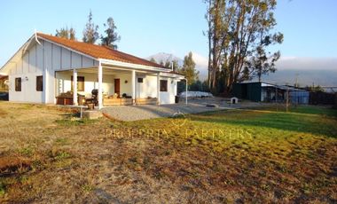 San Fernando, Casa en Tranquilo Entorno en Puente Negro