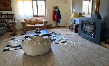 San Fernando, Casa en Tranquilo Entorno en Puente Negro