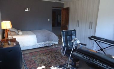 San Fernando, Casa en Tranquilo Entorno en Puente Negro