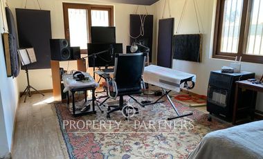 San Fernando, Casa en Tranquilo Entorno en Puente Negro