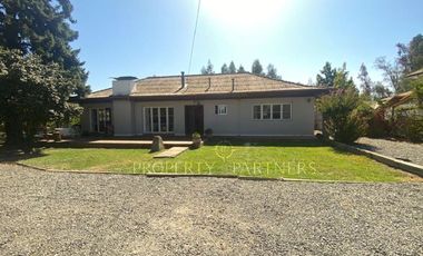 San Fernando, Casa en Excelente Terreno