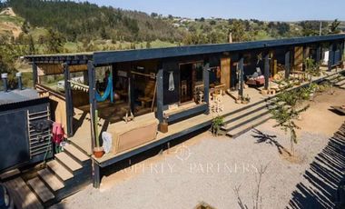 Matanzas, Casa Rodeada de Bosque