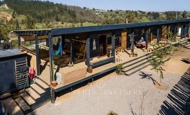 Matanzas, Casa Rodeada de Bosque