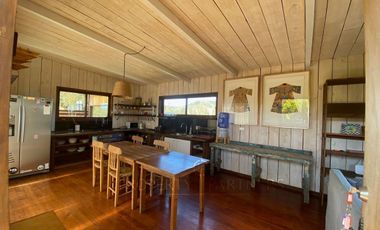 Matanzas, Casa Rodeada de Bosque