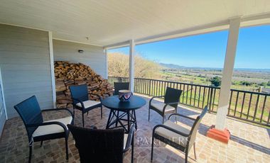 Lolol, Casa Nueva con Vista al Valle