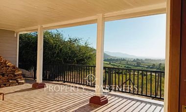 Lolol, Casa Nueva con Vista al Valle