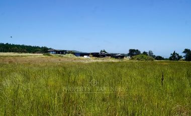 Pichilemu, Terreno con vista al Mar