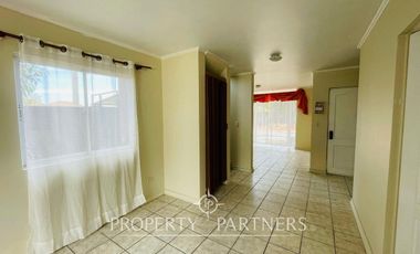Santa Cruz, Casa en Barrio Residencial