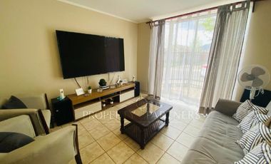 Santa Cruz, Casa en Barrio Residencial