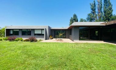 Nancagua, Moderna Casa en el Campo
