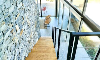 Pichilemu, Casa Moderna en Primera línea