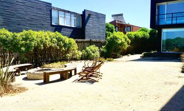 Pichilemu, Casa Moderna en Primera línea